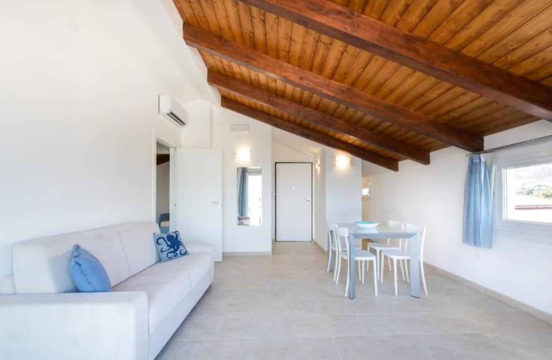 Apartamento Attico Panorama Castelsardo Exterior foto