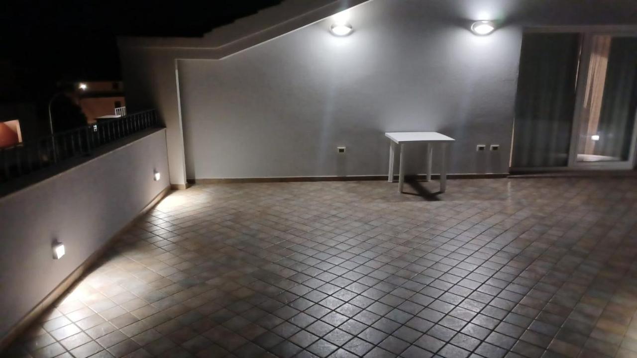 Apartamento Attico Panorama Castelsardo Exterior foto
